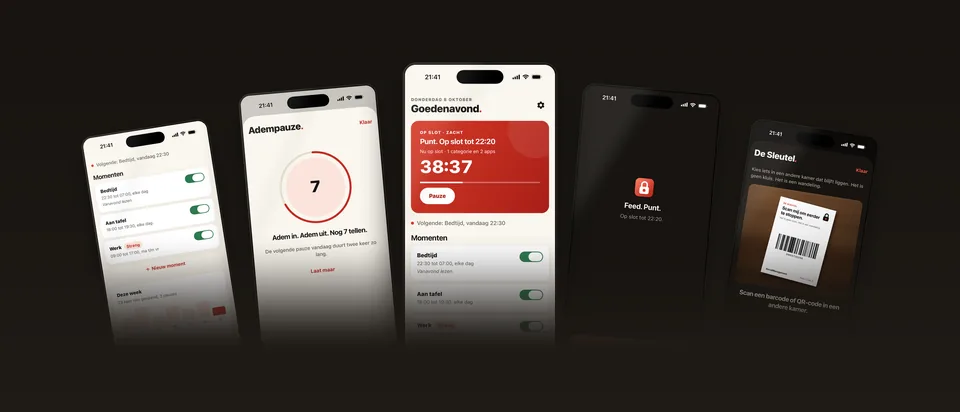 Het beeld voor de App Store-pagina van SocialManagement: vijf telefoons met de momenten, de adempauze, een slot tot 22:20, het rustige slotscherm en De Sleutel.